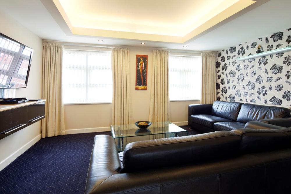 Queens Mansions: Princess Suite Blackpool Eksteriør billede