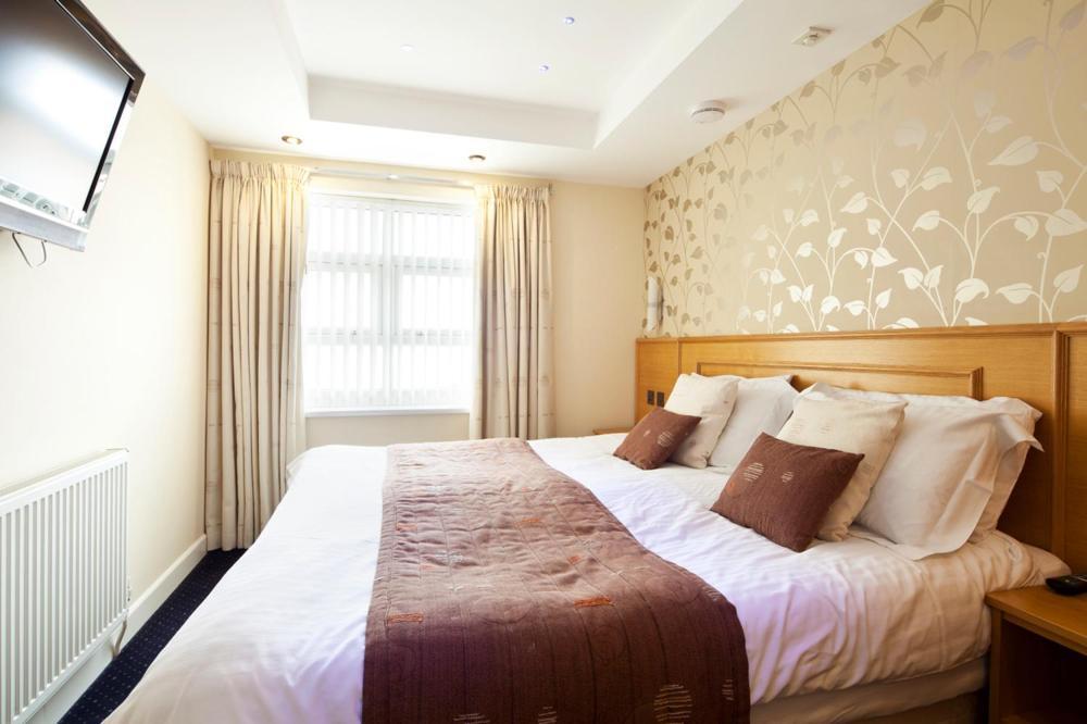 Queens Mansions: Princess Suite Blackpool Eksteriør billede